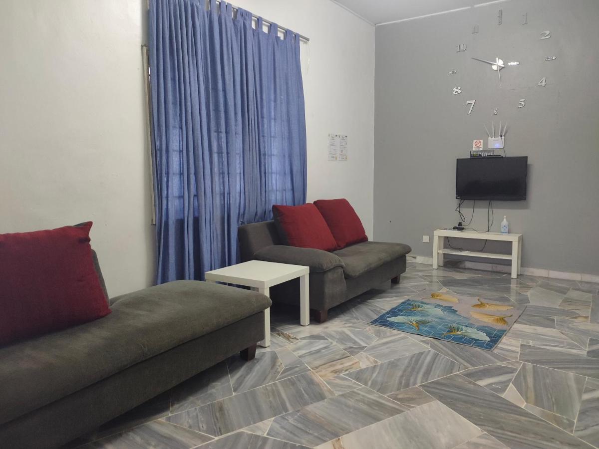 Corner Lot,Landed Kajang Semenyih Bee Homestay Экстерьер фото